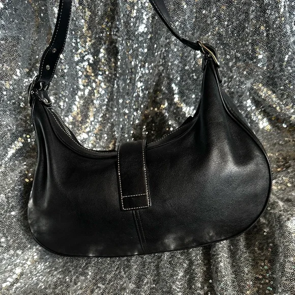 COACH Black Leather Hobo Style Shoulder Bag - Picture 7 of 17
